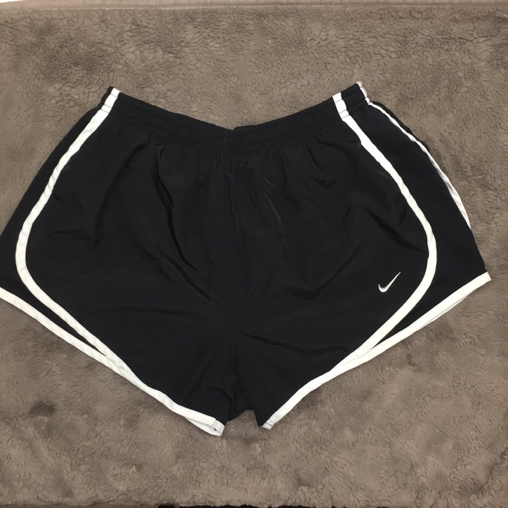 NIKE DRI-FIT black and white running shorts